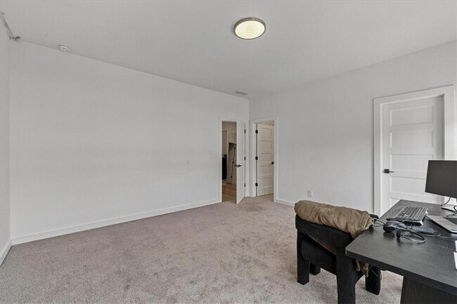 Building Photo - 1077 Glen Opal Dr