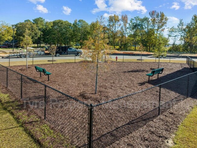 Building Photo - 2610-D Gazebo Way