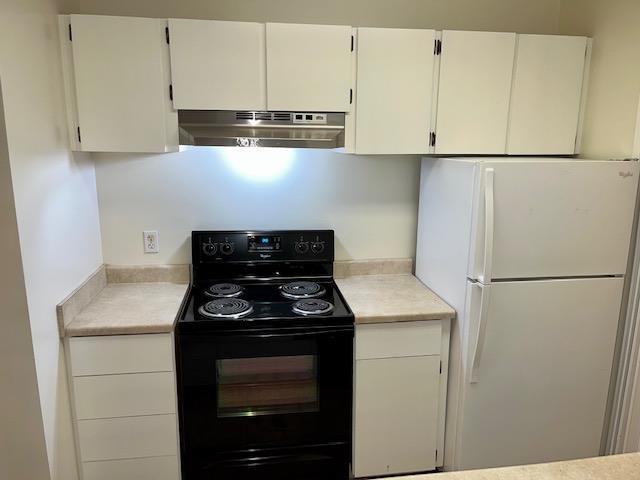 Building Photo - 135 Piccadilly Pl