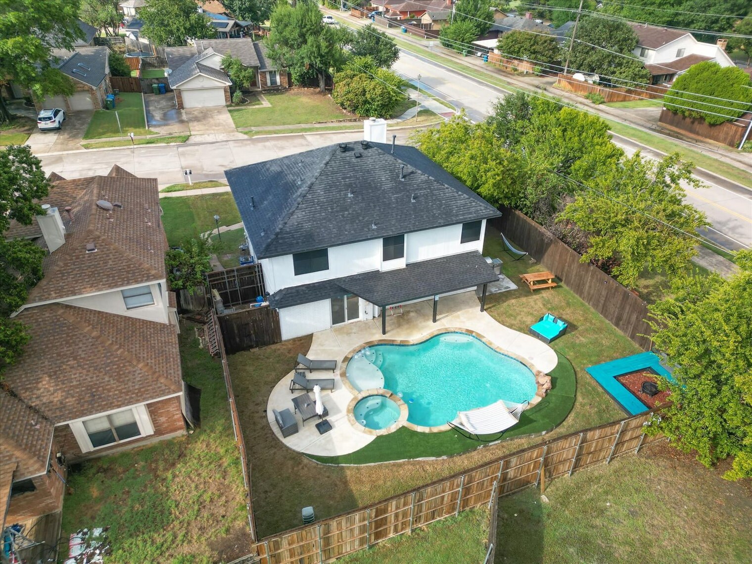 Building Photo - 1101 Homestead St