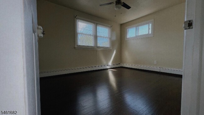 Building Photo - 109 Lee Ave