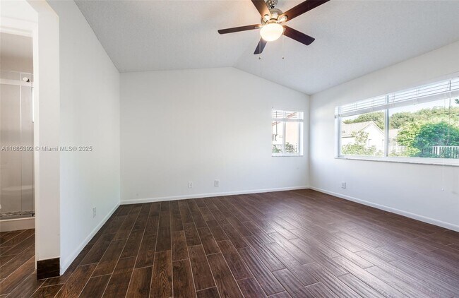Building Photo - 4295 Greenbriar Ln