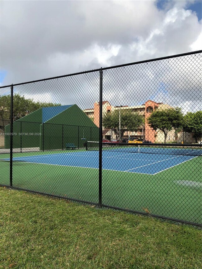 Building Photo - 10241 NW 9th St Cir