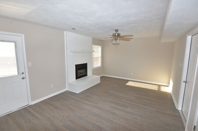 Building Photo - Single Family in Kempsville