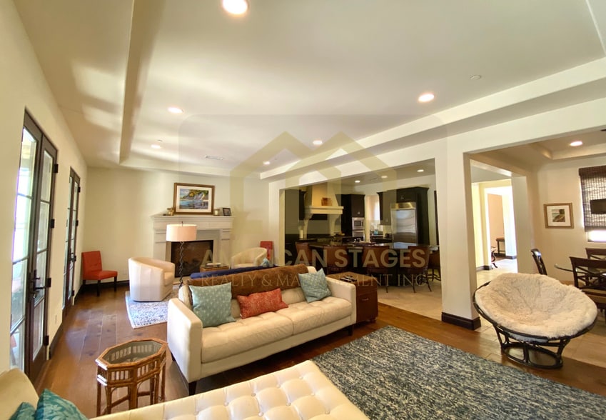 Building Photo - 347 Island Oak Ln