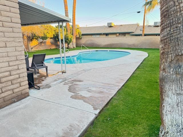 Building Photo - 5126 E Monte Vista Rd