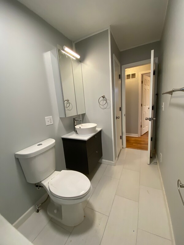 Building Photo - 2310 Tibbett St