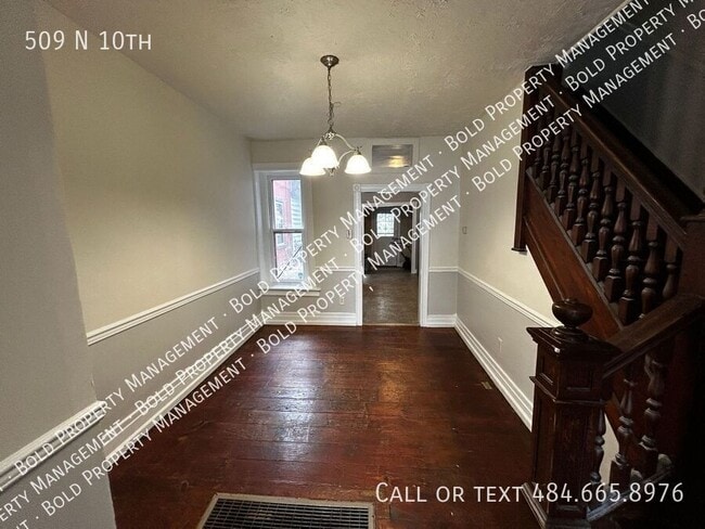 Building Photo - 509 N 10th-