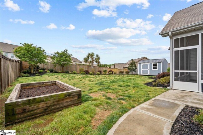 Building Photo - 906 Deephallow Pl