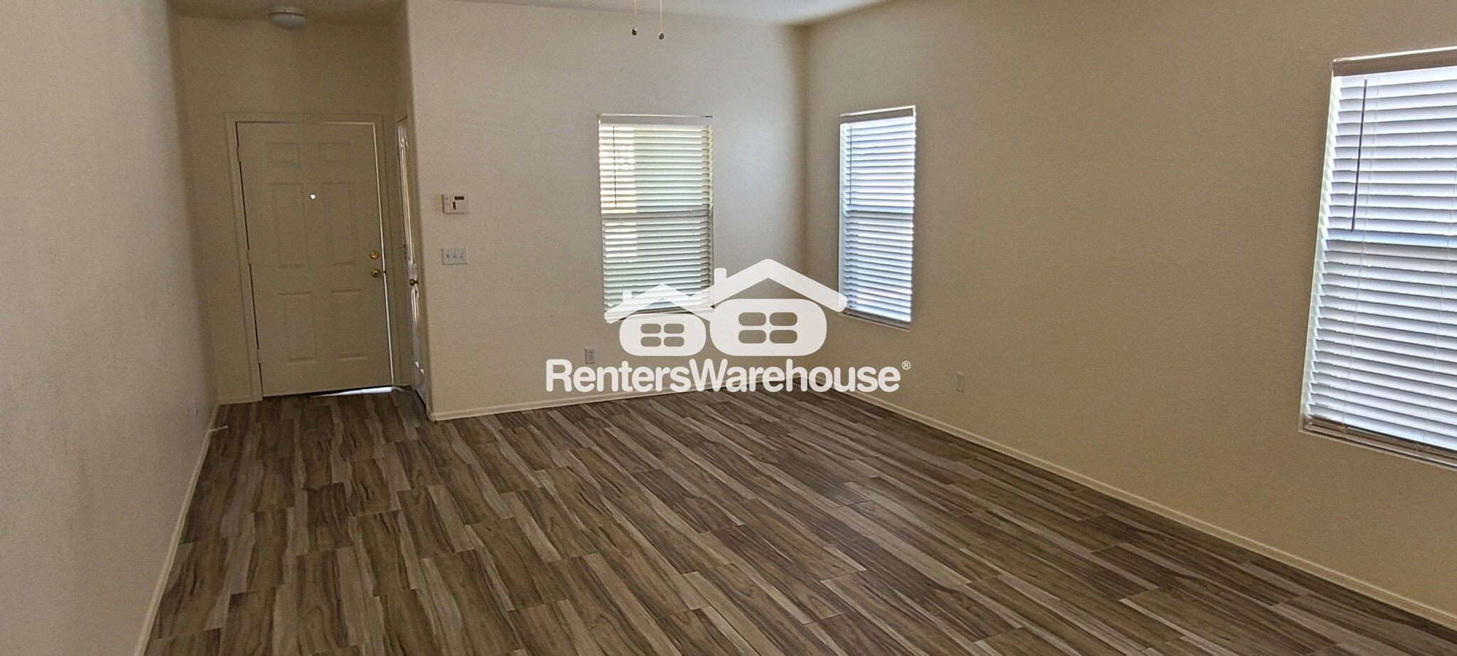 Building Photo - 15311 W Sierra St