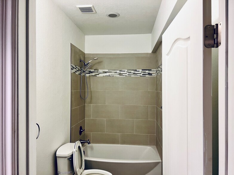 Basement bathroom - 2317 Decatur St