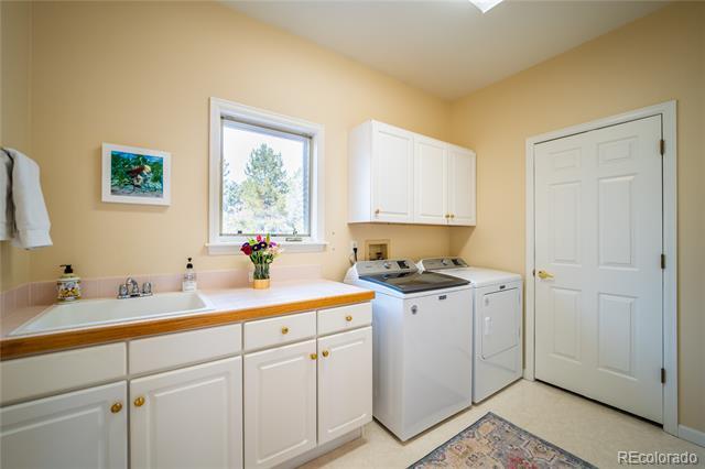 Building Photo - 4212 E Orchard Pl