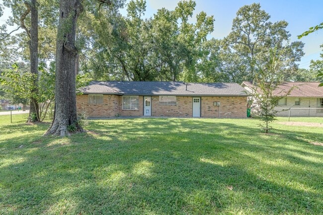 Building Photo - 3402 Gary Ln