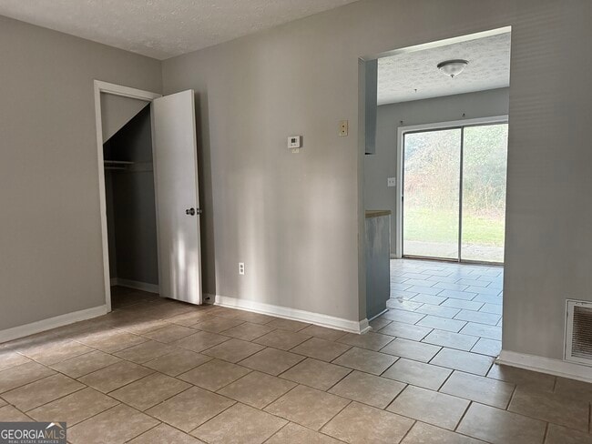 Building Photo - 167 Citation Ct