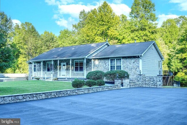 Building Photo - 6200 Ben Creek Rd