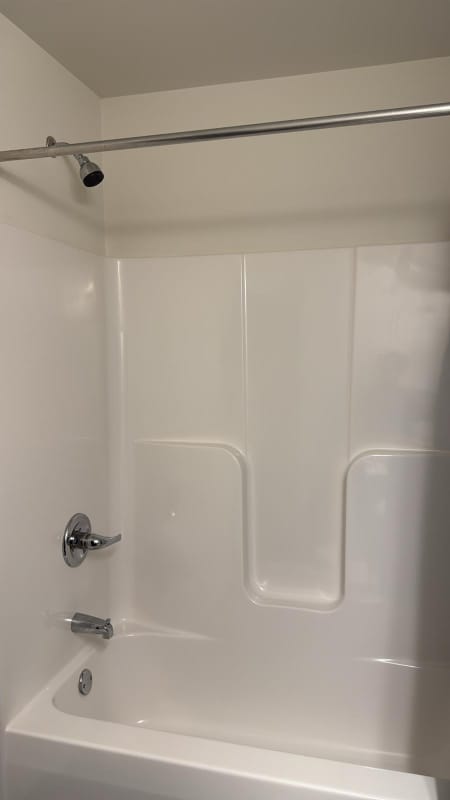 Building Photo - 365 Lorien Way