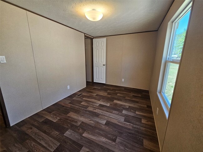 Building Photo - 16299 Crockett Martin Ests Dr