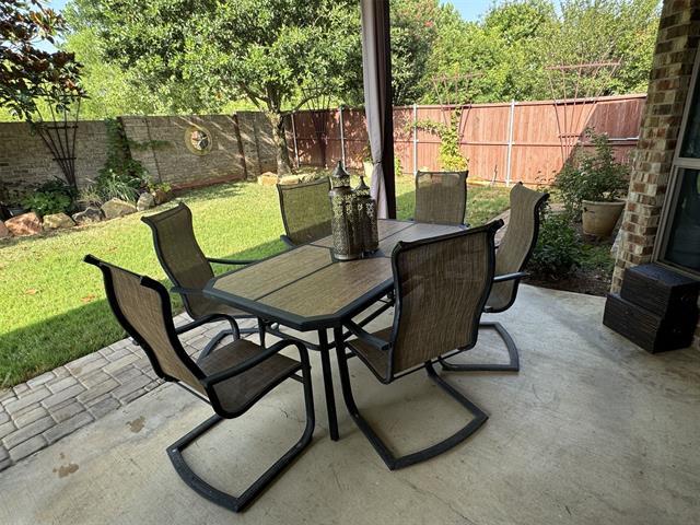 Building Photo - 303 Dorset Ct