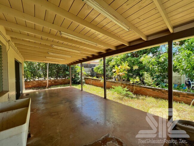 Building Photo - Two Story Home Diamond Head / Kapahulu