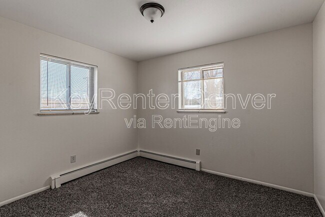 Building Photo - 4588 Everett St