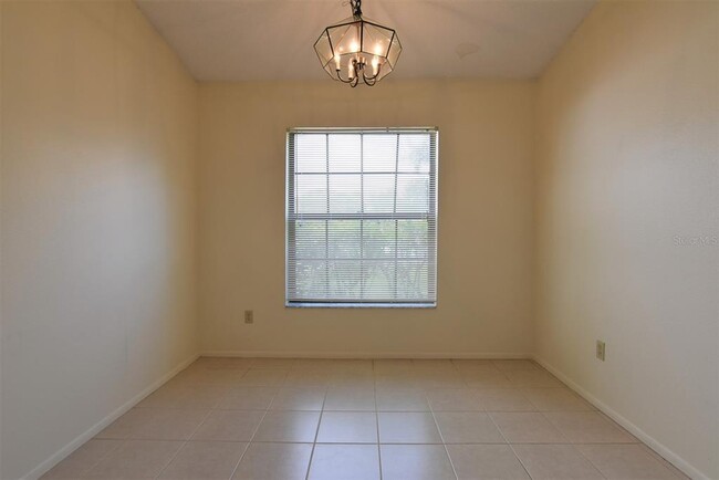 Building Photo - 1030 Alpug Ave