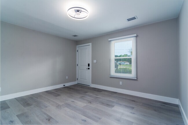 Building Photo - 109 Appleton Blvd