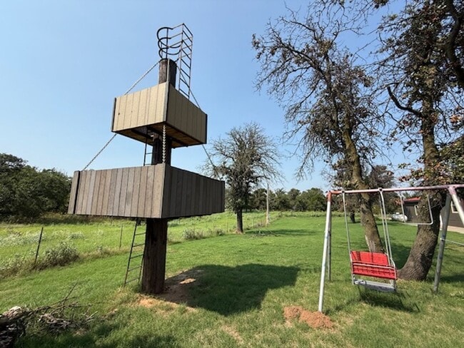 Building Photo - 267267 E County RD 49