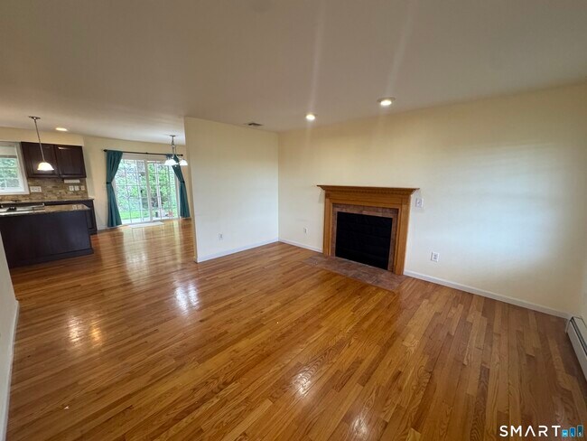 Building Photo - 32 Tyler Hill Rd