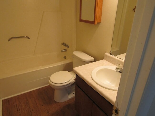 Building Photo - Beautiful 3bd/2ba home ready to rent