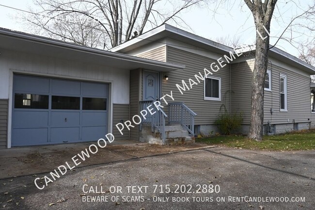 Primary Photo - Pet Friendly 2-Bedroom Home w/ Garage & La...