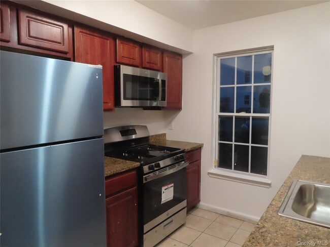 Building Photo - 265 Ruth Ct