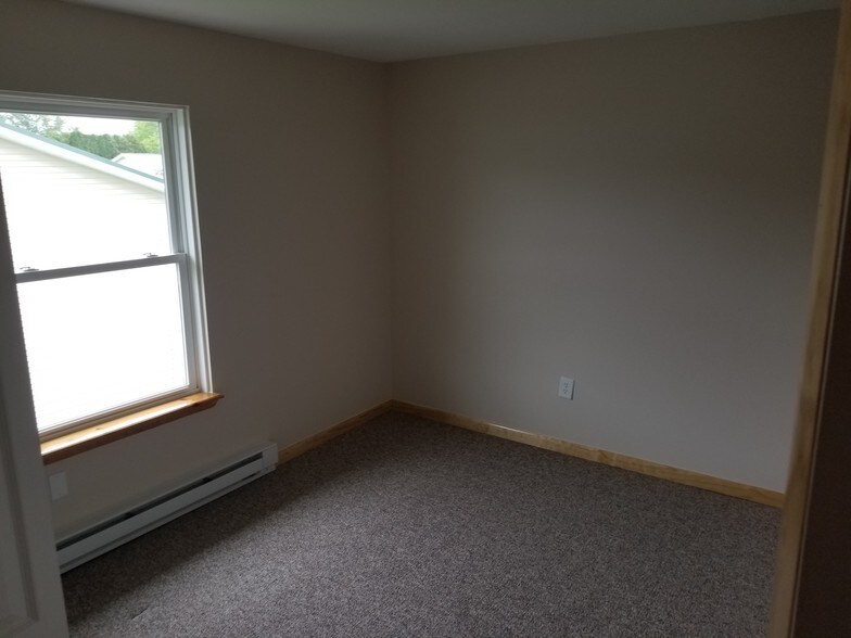 Building Photo - 213 Governors Park Rd