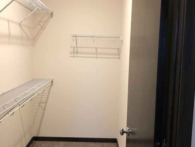 Building Photo - 1902 Tyrol Ter