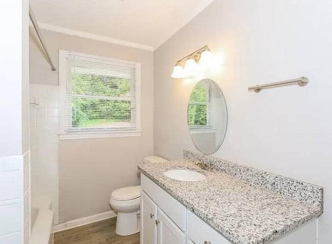 Building Photo - 2451 Juniper Dr