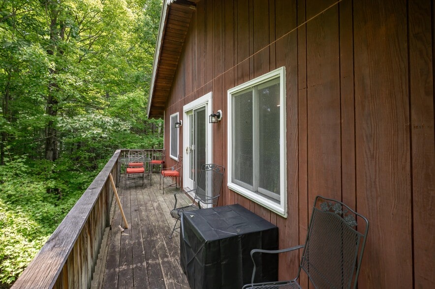 Building Photo - 51 White Birch Dr