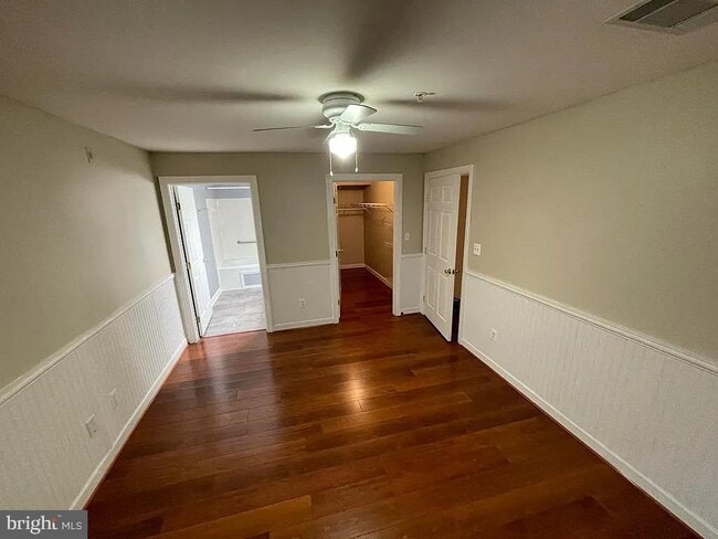 Building Photo - 8303 Bluebird Way
