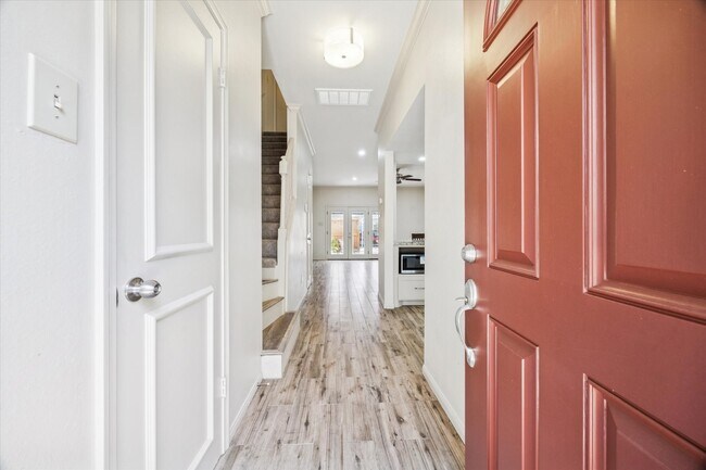 Building Photo - 14703 Barryknoll Ln