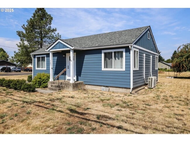 Building Photo - Royal Avenue