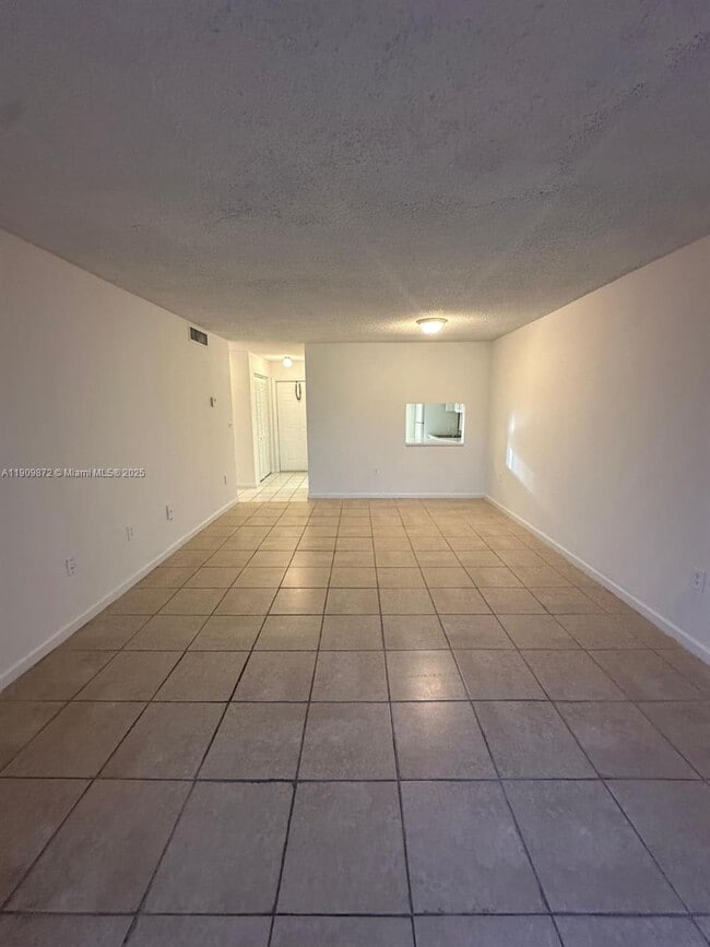 Building Photo - 505 NW 177th St