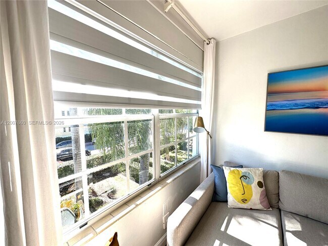 Building Photo - 1007 Meridian Ave