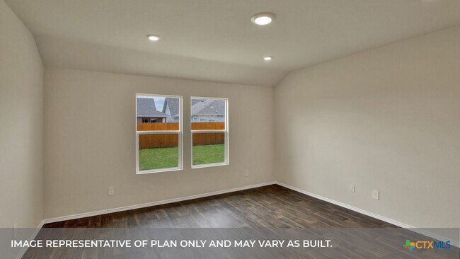Building Photo - 1009 Alma Dr