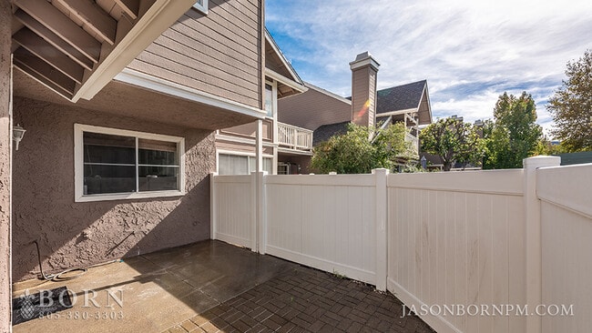 Building Photo - 1830 Rory Ln