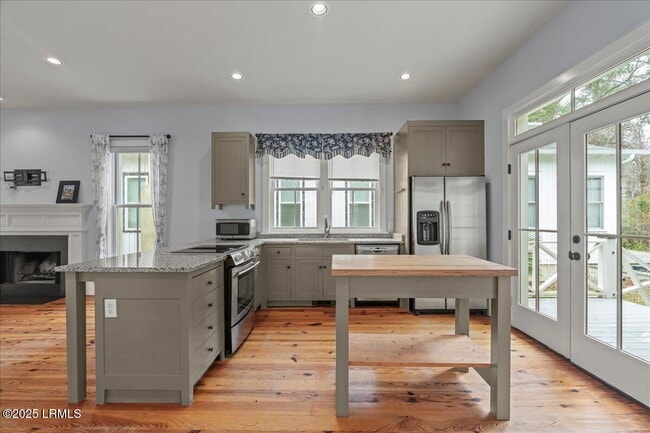Building Photo - 217 Whelk Rd