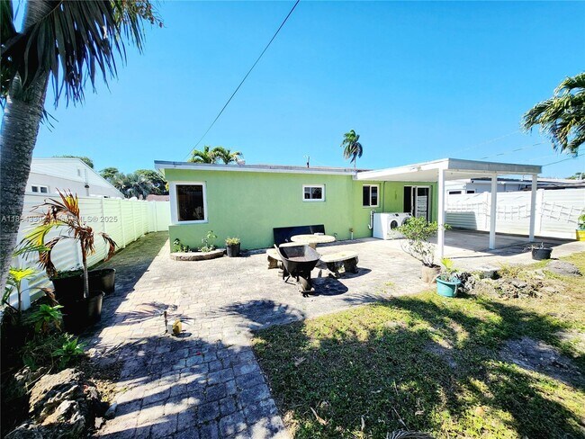 Building Photo - 5364 NW 1st Ave