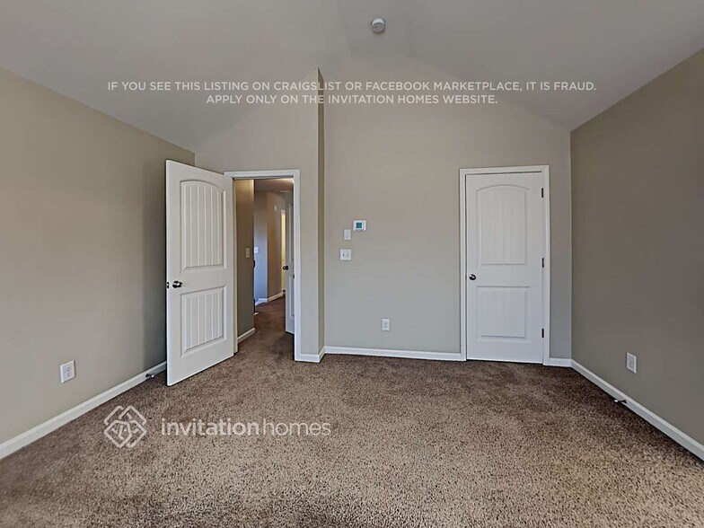 Building Photo - 4640 Baldwin Dr