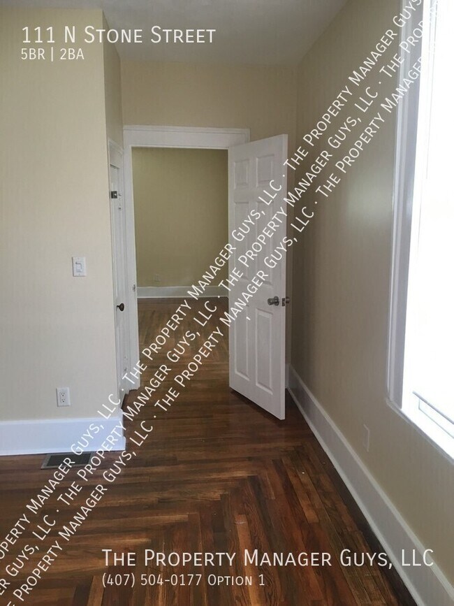 Building Photo - 111 N Stone St