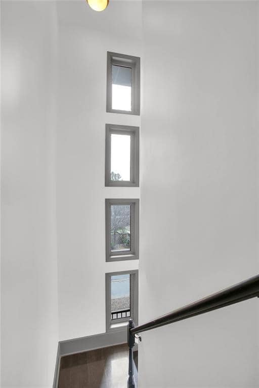 Building Photo - 745 Fountainhead Ln NE