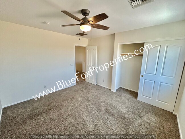 Building Photo - 6863 S Cottontail Run Ave