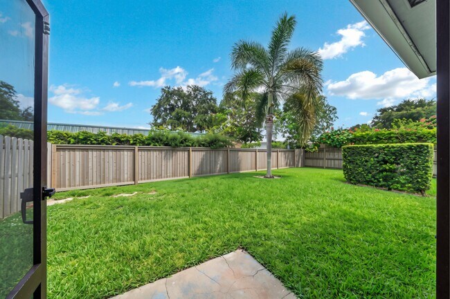 Building Photo - 1350 Riverside Cir