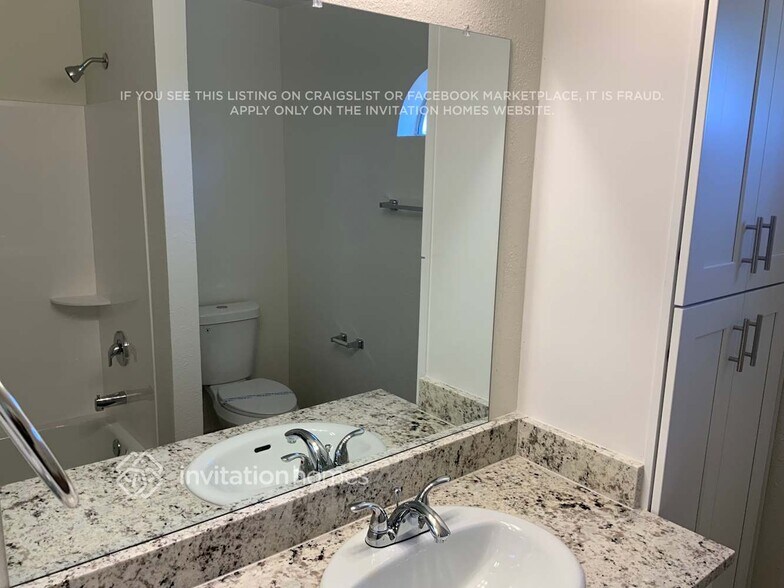 Building Photo - 6308 W Shangri La Rd